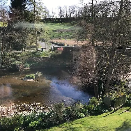 Летний дом River Uk